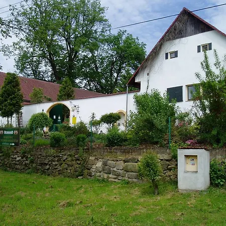 Penzion-statek U Pejska A Kocicky Affittacamere Jindřichŭv Hradec