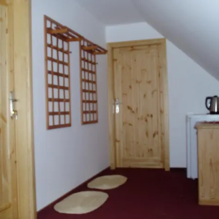 Penzion-statek U Pejska A Kocicky 3*